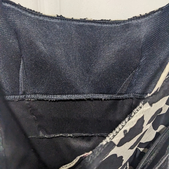 Y2K Empire Waist Printed Dress - Picture 9 of 9